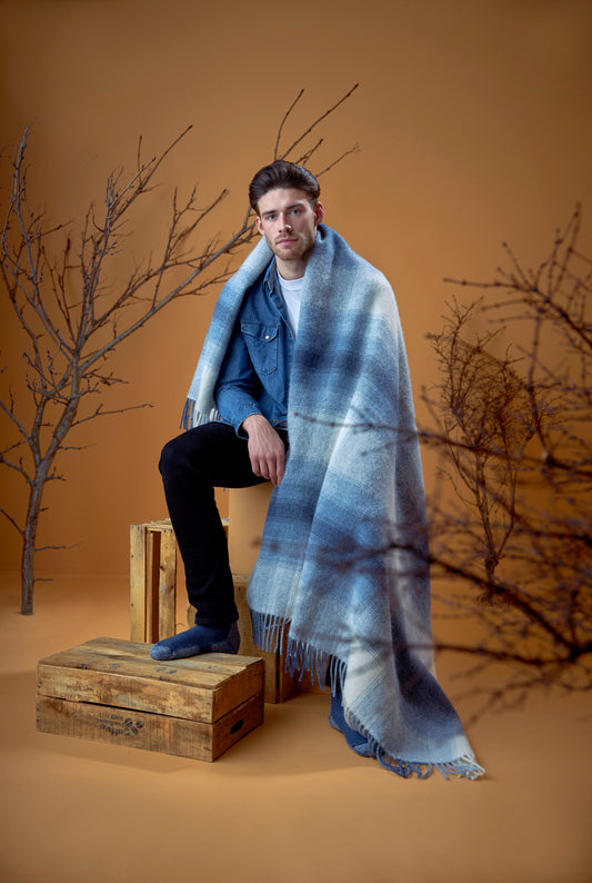 AUGU - Icelandic Wool Blanket