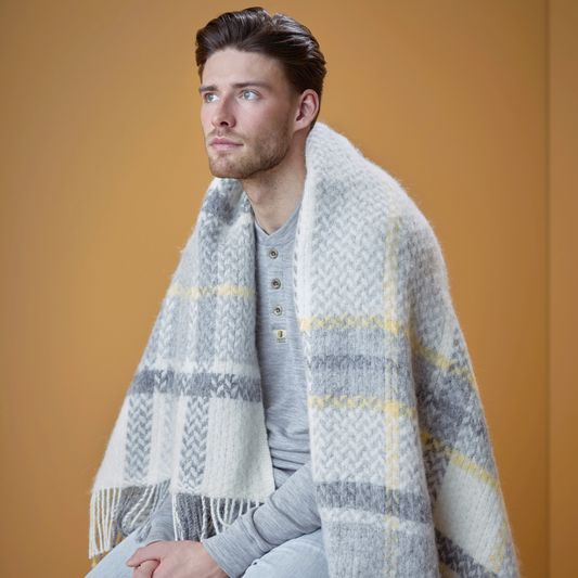 KAFLASKIPTI - Icelandic Wool Blanket
