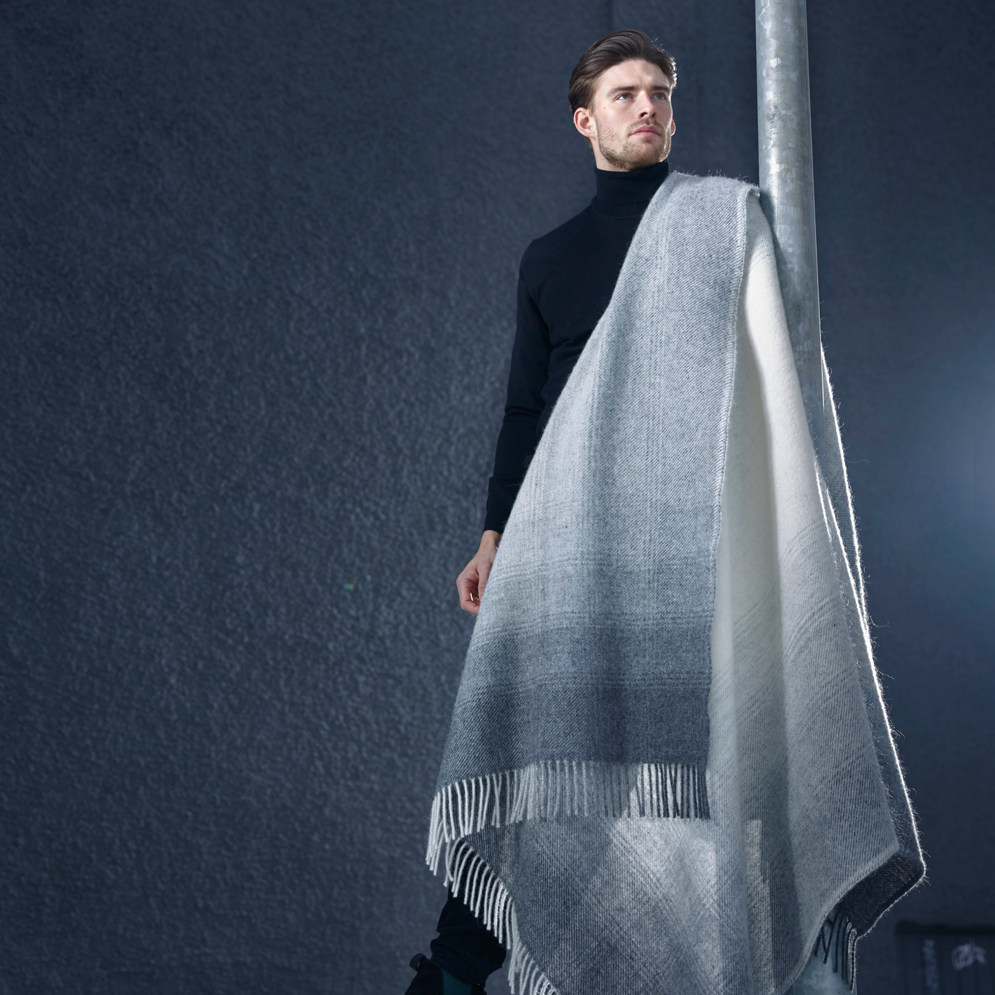 TÓNAR - Icelandic Wool Blanket