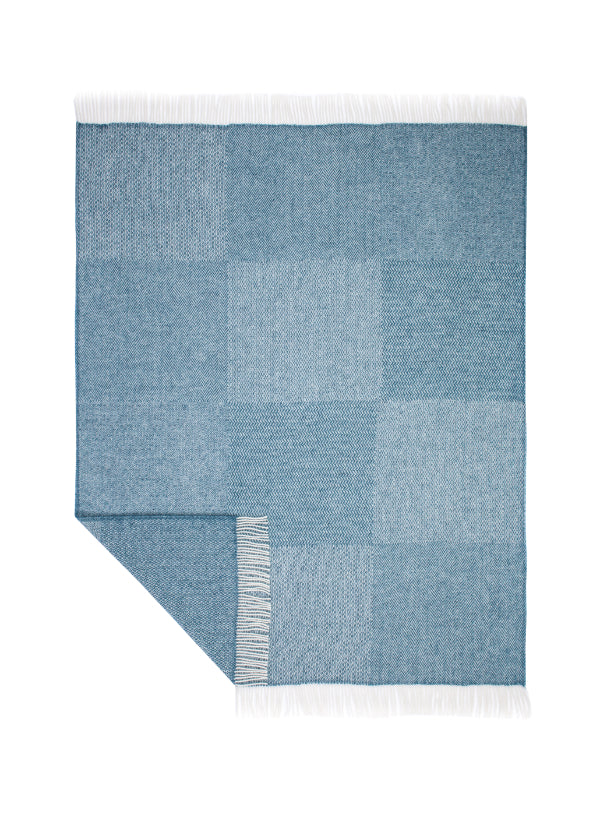 BÓT - Icelandic Wool Blanket