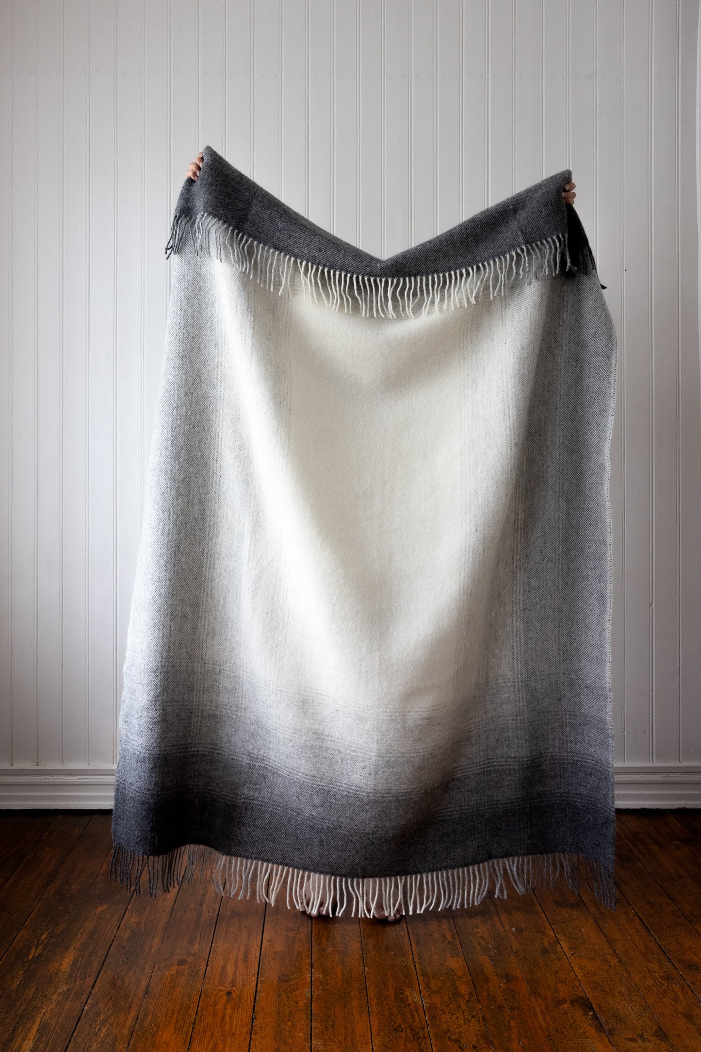 TÓNAR - Icelandic Wool Blanket