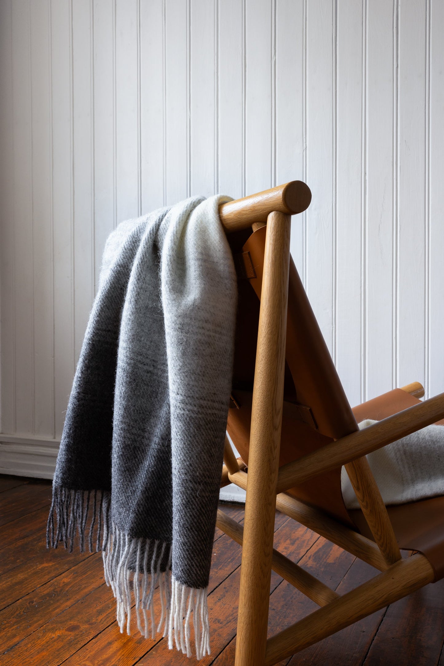 TÓNAR - Icelandic Wool Blanket